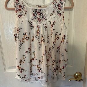ladies Floral Mason & Belle  sleeveless floral lacy keyhole tank. m